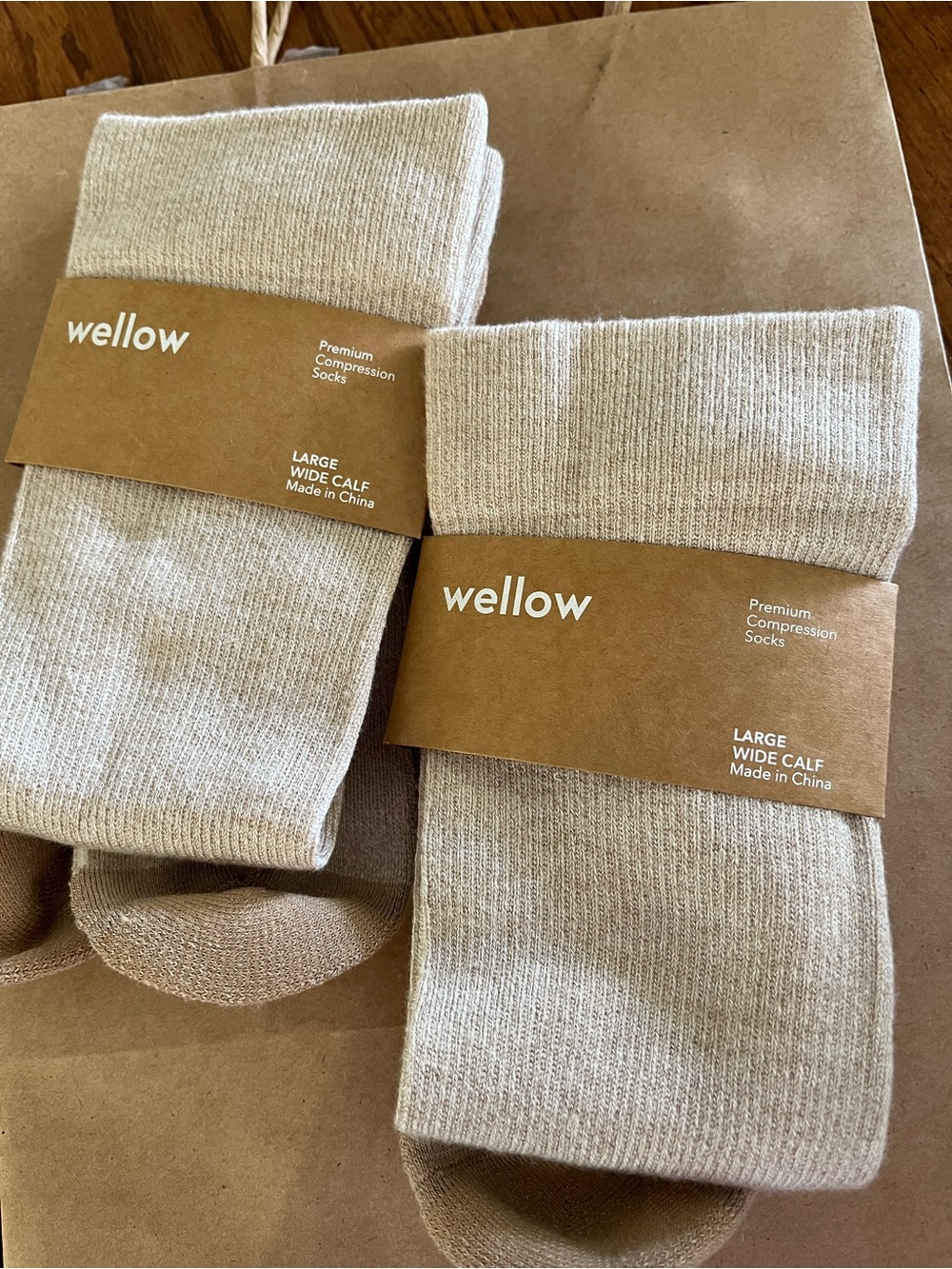 Wellow Men's Wide Calf Casual Socks - Beige